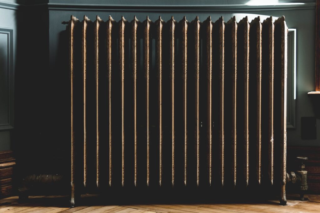Quarter of MS sufferers unable to heat their home this winter