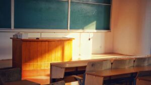 Teachers strikes: expenses and workloads are driving professors out of classrooms